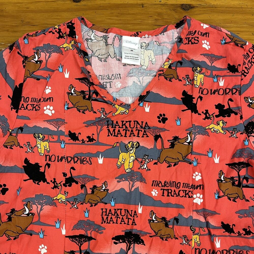 Disney Scrub Women Size Medium Lion King Hakuna Matata Multicolor‎ Bright